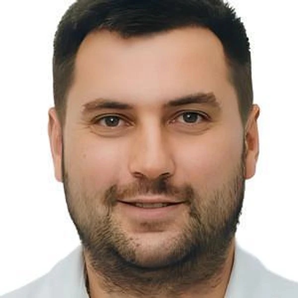 Красноштанов Егор Сергеевич — Стоматолог-ортопед, Иркутск