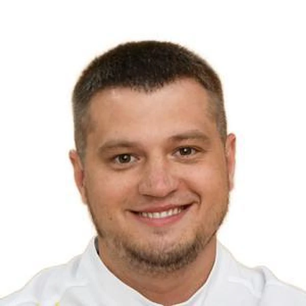 Чумаков Антон Сергеевич — Стоматолог-хирург, Стоматолог-имплантолог, Тюмень