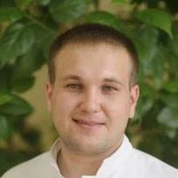 Смолин Иван Александрович — Стоматолог-гигиенист, Тюмень
