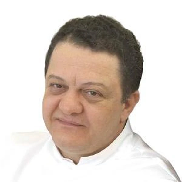 Чхеидзе Нугзар Семенович — Гинеколог, Акушер, Санкт-Петербург