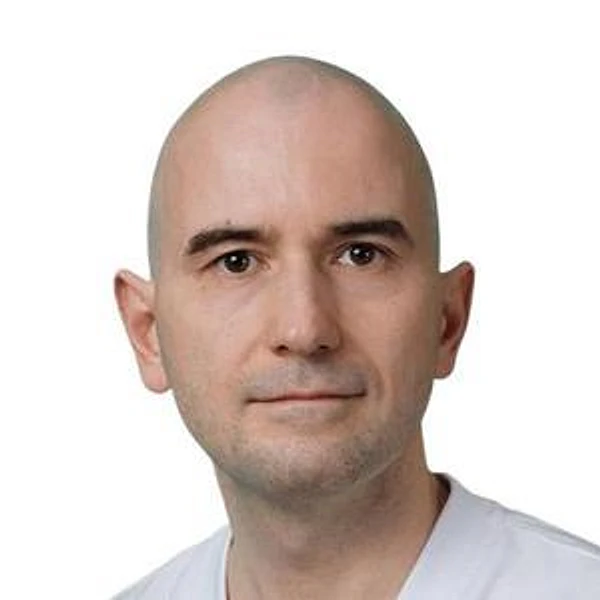 Ахмадуллин Руслан Рифгатович — Стоматолог-имплантолог, Стоматолог-хирург, Челюстно-лицевой хирург, Санкт-Петербург