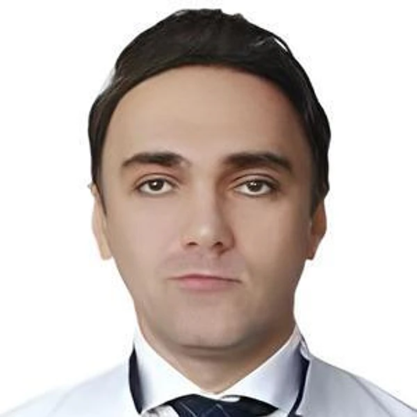 Нураев Наиль Байрамович — Пластический хирург, Санкт-Петербург
