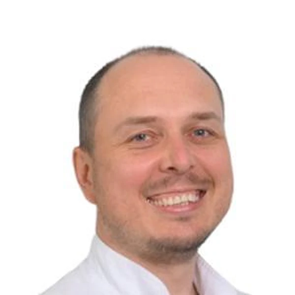 Рюмин Николай Игоревич — Стоматолог-имплантолог, Стоматолог-хирург, Стоматолог, Оренбург