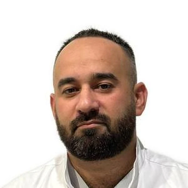 Цатуров Владимир Артурович — Нейрохирург, Астрахань