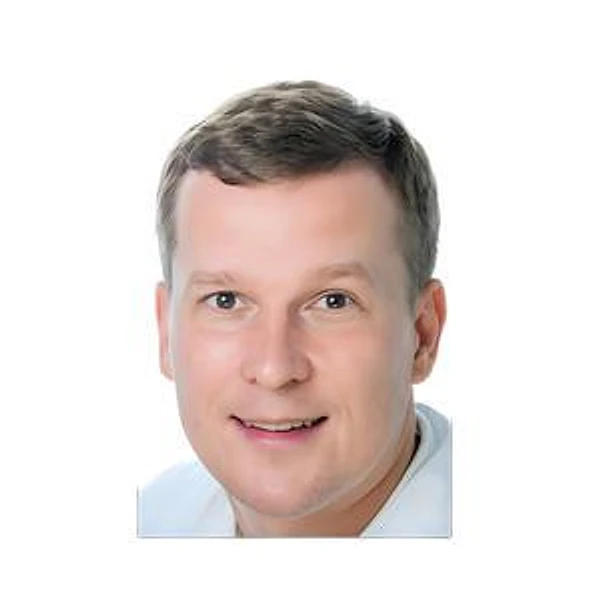 Власов Михаил Юрьевич — Стоматолог-хирург, Стоматолог-имплантолог, Челюстно-лицевой хирург, Москва