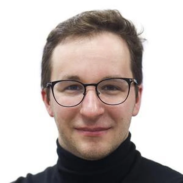 Комолов Иван Сергеевич — Рентгенолог, Москва