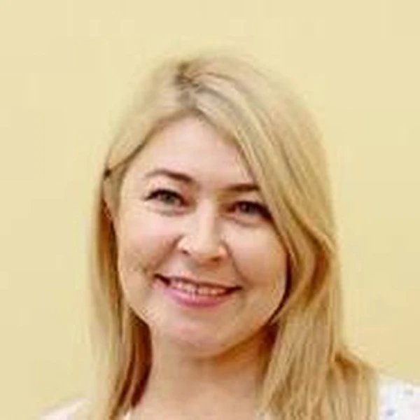 Булах Оксана Сергеевна — Стоматолог, Нижний Тагил