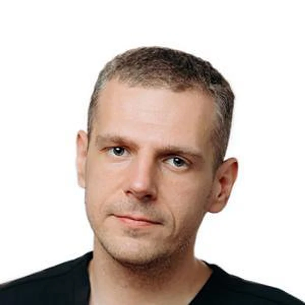 Стрельников Евгений Валерьевич — Челюстно-лицевой хирург, Рентгенолог, Стоматолог-имплантолог, Стоматолог-хирург, Тверь