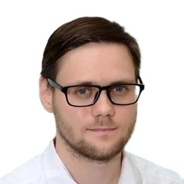Стражников Михаил Романович — Челюстно-лицевой хирург, Стоматолог-хирург, Киров