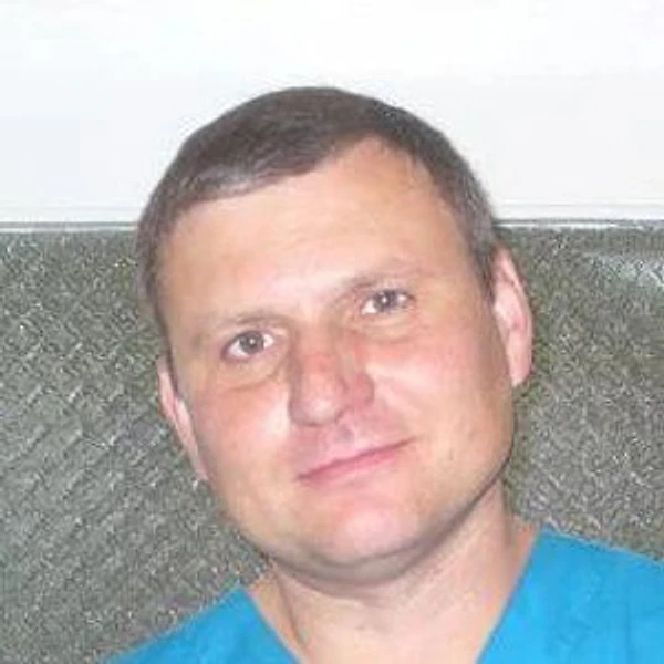Ларютин Николай Викторович — Нейрохирург, Невролог, Калининград