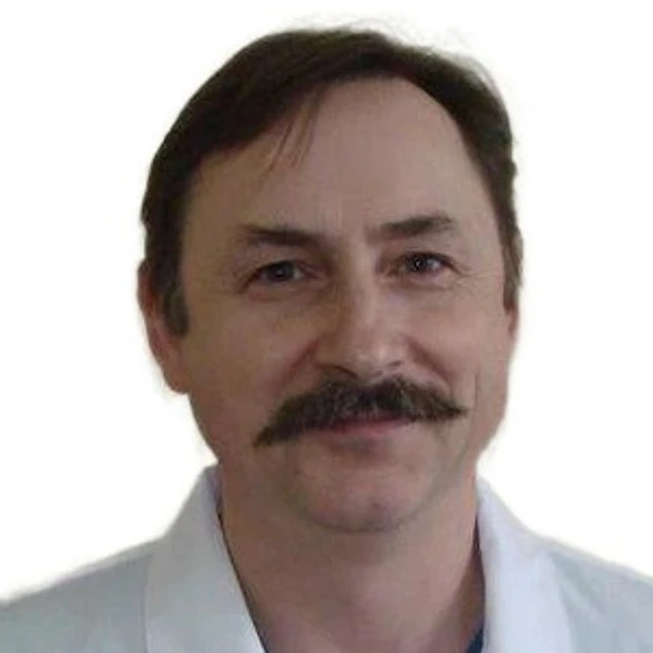 Попов Михаил Серафимович — Торакальный хирург, Онколог, Калининград