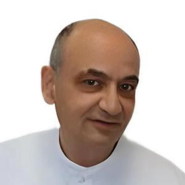 Саркисов Гурген Эдуардович — Стоматолог, Светлогорск