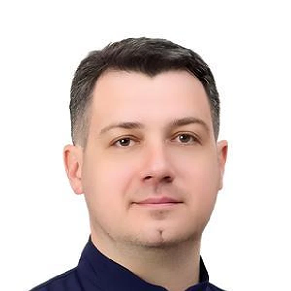 Вознюк Денис Владимирович — Стоматолог, Сочи