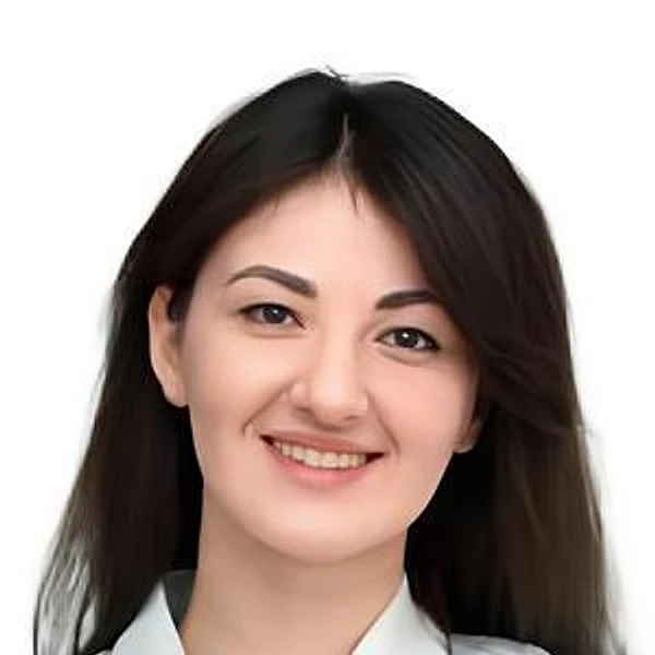Кумаритова Зарина Эдуардовна — Стоматолог-ортодонт, Детский ортодонт, Курск