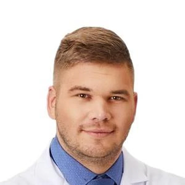 Ткаченко Михаил Вадимович — Стоматолог-хирург, Стоматолог-имплантолог, Москва