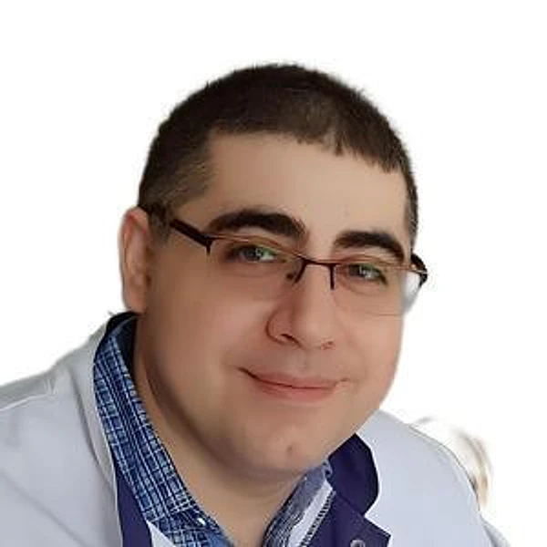 Саакян Эдгар Азатович — Эндоскопист, Хирург, Усть-Лабинск