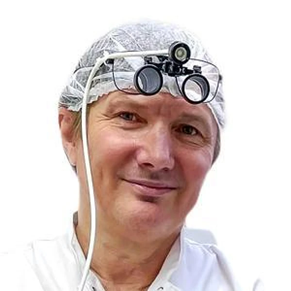 Аверьянов Валерий Валентинович — Стоматолог, Коломна