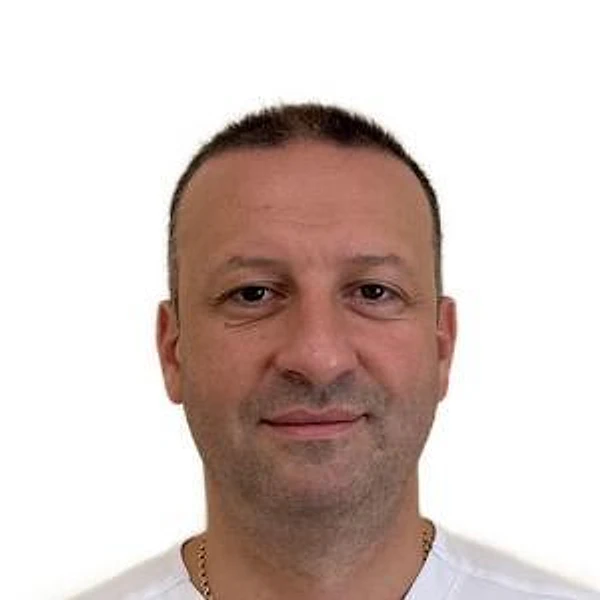 Арутюнов Артур Владимирович — Детский хирург, Ростов-на-Дону