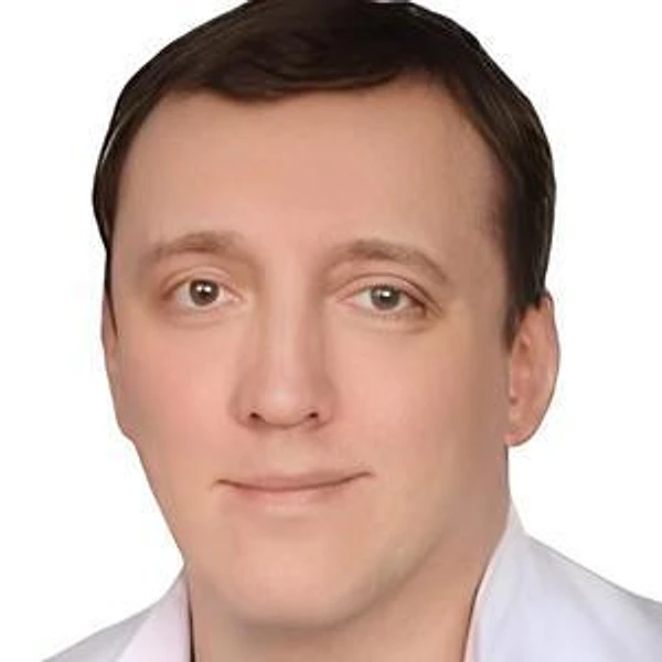 Виноградов Олег Александрович — Сосудистый хирург (ангиохирург), Кардиохирург, Флеболог, Москва