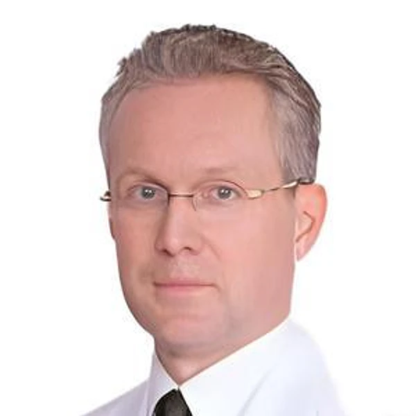 Голощапов-Аксенов Роман Сергеевич — Малоинвазивный хирург, Сосудистый хирург (ангиохирург), Реутов