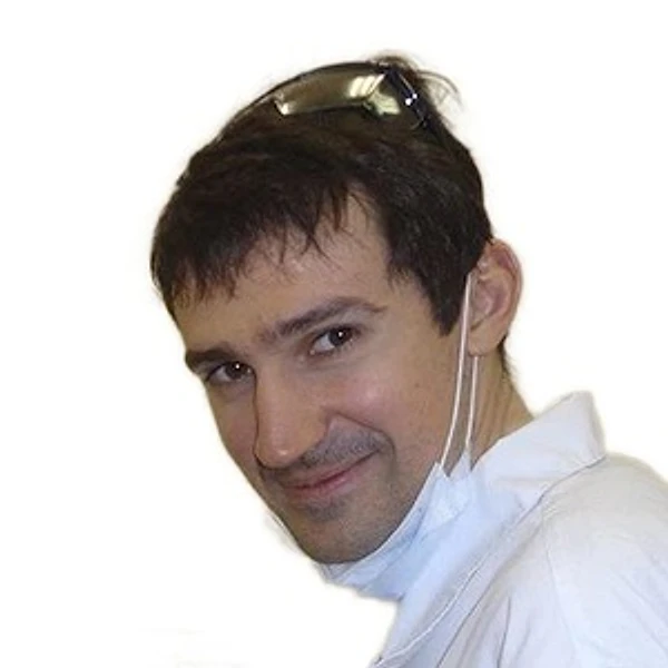 Мельник Артем Александрович — Стоматолог, Стоматолог-ортопед, Солнечногорск