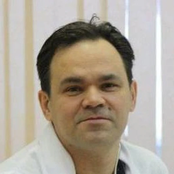Поздняков Георгий Борисович — Терапевт, Архангельск