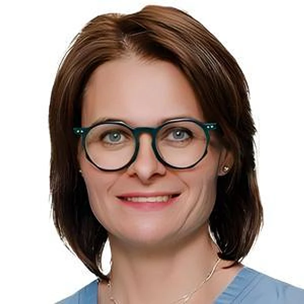 Кондратьева Елена Александровна — Стоматолог, Стоматолог-эндодонтист, Санкт-Петербург