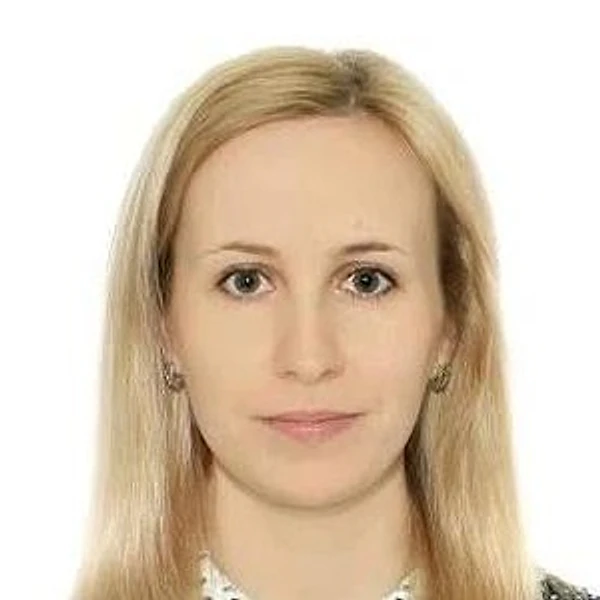 Бронникова Ксения Александровна — Стоматолог-ортодонт, Смоленск