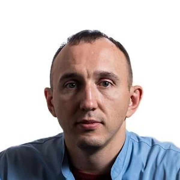 Череватенко Евгений Вадимович — Нейрохирург, Новокузнецк