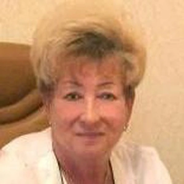 Мнускина Валентина Павловна — Гинеколог, Акушер, Симферополь