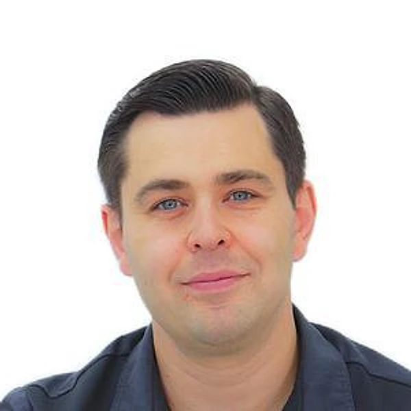 Крашенинников Алексей Евгеньевич — Стоматолог-ортопед, Гнатолог, Стоматолог, Стоматолог-имплантолог, Стоматолог-хирург, Казань