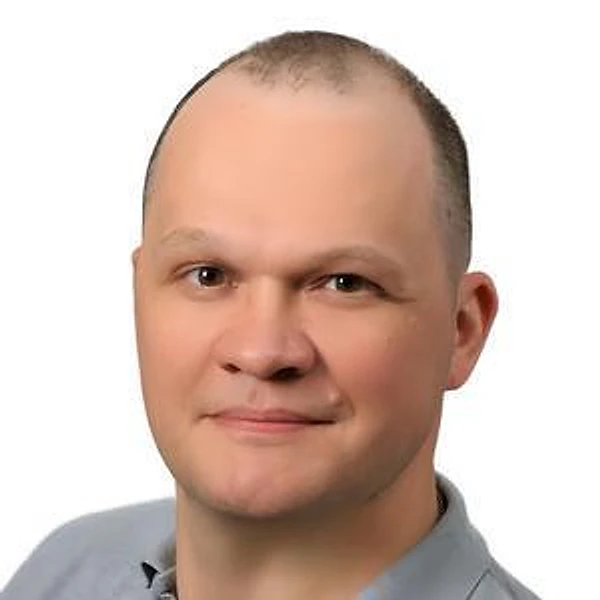 Смирнов Дмитрий Валентинович — Стоматолог-имплантолог, Стоматолог-ортопед, Стоматолог-хирург, Санкт-Петербург