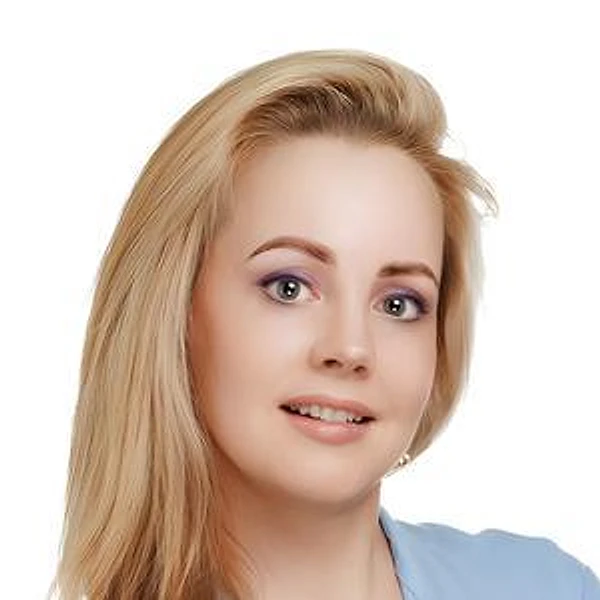 Староверова Ксения Владимировна — Стоматолог, Пародонтолог, Стоматолог-имплантолог, Стоматолог-ортопед, Стоматолог-хирург, Санкт-Петербург