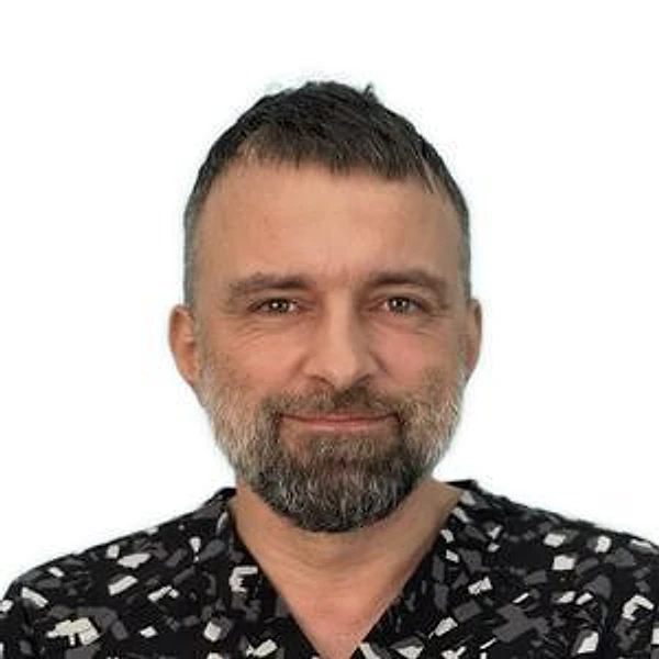 Вершинский Виталий Валерьевич — Стоматолог-хирург, Стоматолог-имплантолог, Челюстно-лицевой хирург, Тихвин