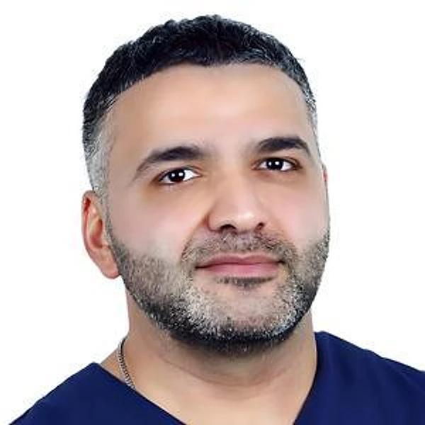 Магеррамов Дильгам Адилович — Стоматолог-хирург, Стоматолог-имплантолог, Санкт-Петербург