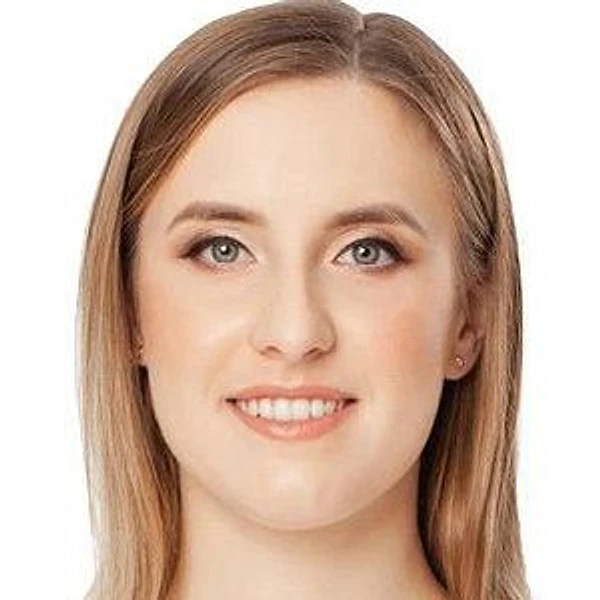 Комелькова Яна Андреевна — Стоматолог-хирург, Стоматолог-имплантолог, Челябинск