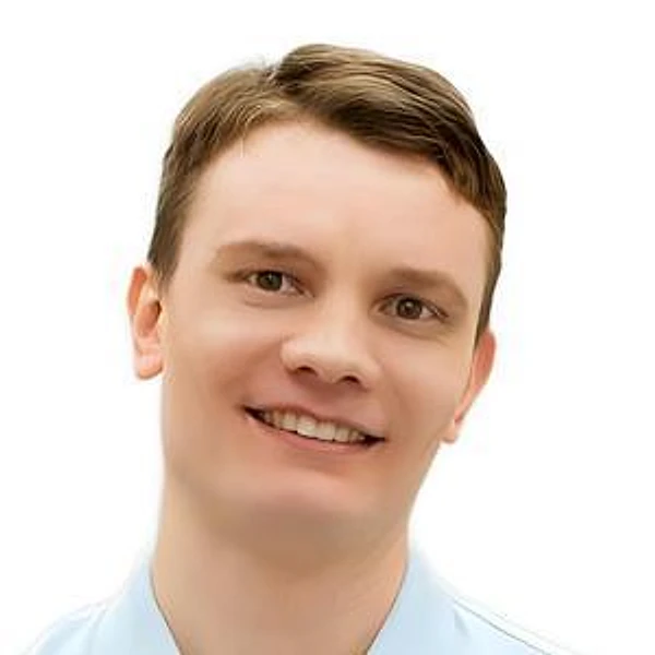 Клементьев Денис Андреевич — Офтальмолог-хирург, Красногорск
