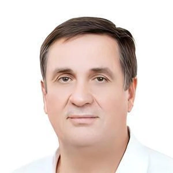 Базаев Вячеслав Александрович — Кардиохирург, Аритмолог, Сосудистый хирург (ангиохирург), Москва