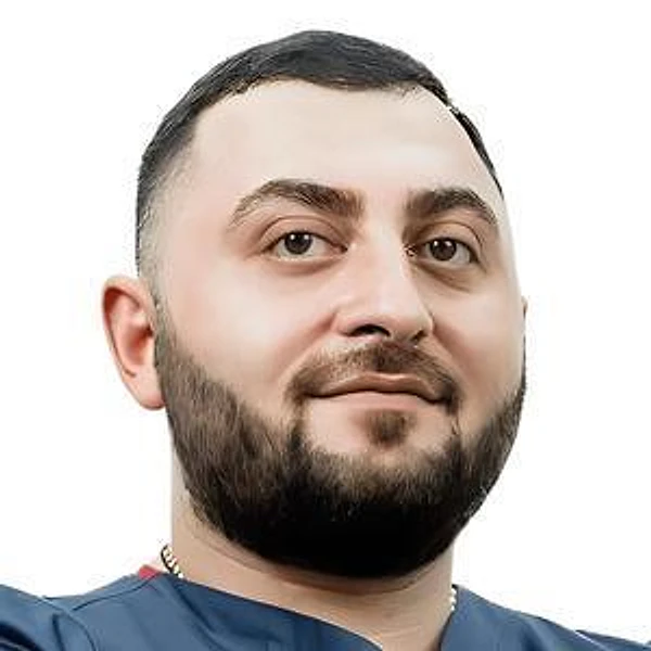 Ахинян Эдуард Каренович — Стоматолог-имплантолог, Стоматолог-хирург, Челюстно-лицевой хирург, Москва