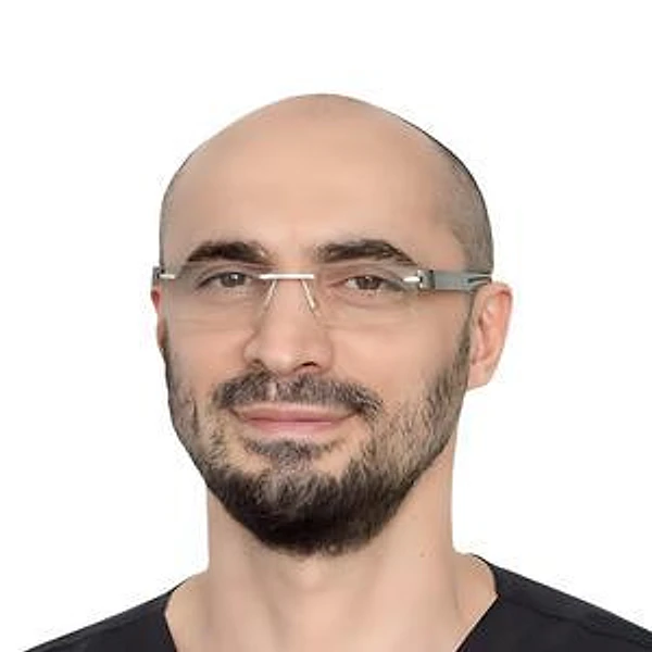 Гусенбеков Эмир Гаджимагомедович — Травматолог, Ортопед, Химки