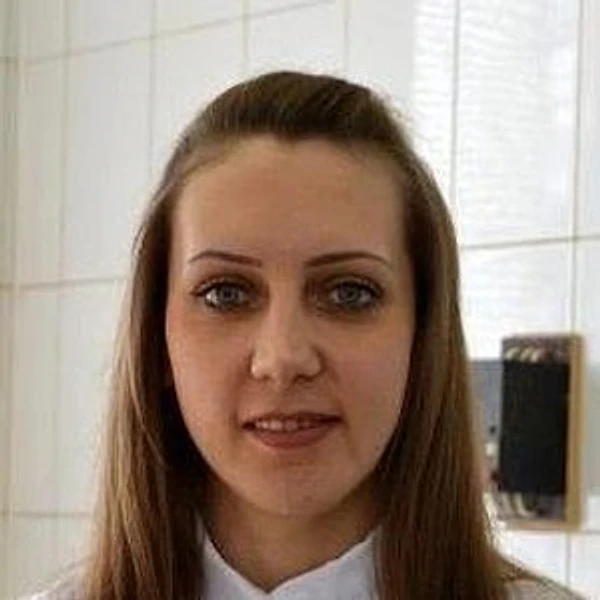 Лесниченко Инна Александровна — Детский стоматолог, Курчатов