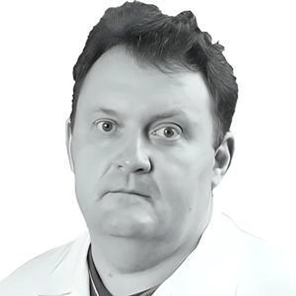 Ефрюшин Олег Викторович — Стоматолог-хирург, unknown