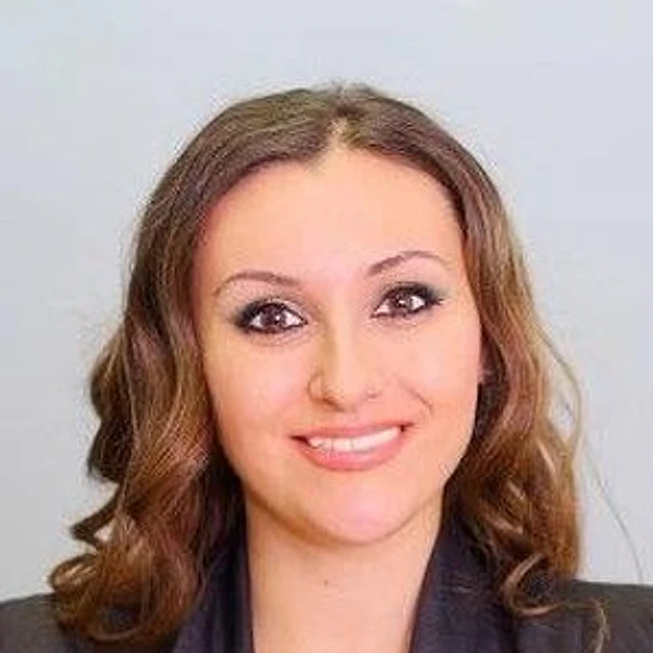 Лобутева Екатерина Олеговна — Стоматолог, Стоматолог-эндодонтист, Москва