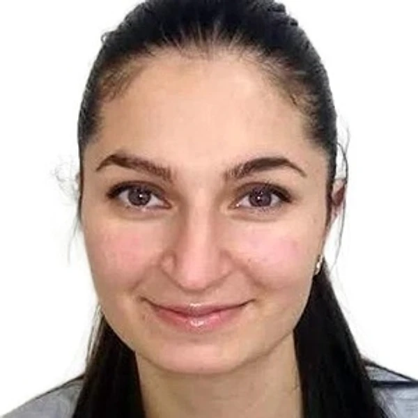 Зеленцова Илона Саркисовна — Стоматолог-хирург, Санкт-Петербург