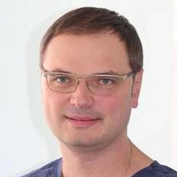 Ромасюков Юрий Юрьевич — Стоматолог-имплантолог, Стоматолог-хирург, Стоматолог-ортопед, Стоматолог, Пародонтолог, Воронеж