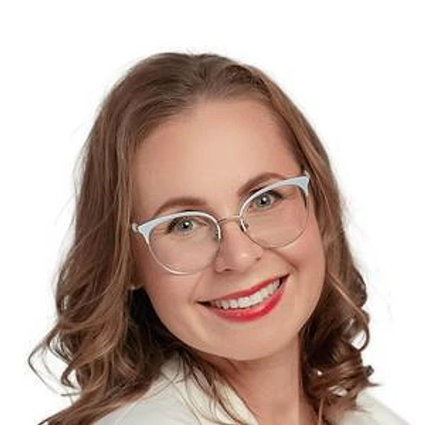 Романюк Виктория Юрьевна — Стоматолог-ортодонт, Детский ортодонт, Великий Новгород