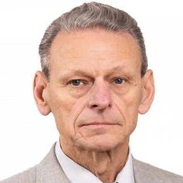 Филиппов Олег Иванович — Стоматолог, Великий Новгород