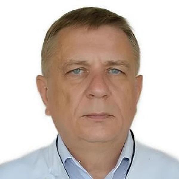 Иванников Евгений Васильевич — Инфекционист, Москва