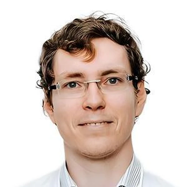 Романов Денис Сергеевич — Радиолог, Онколог, Радиотерапевт, Москва