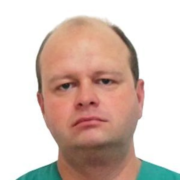 Попов Роман Юрьевич — Сосудистый хирург (ангиохирург), Трансфузиолог, Москва